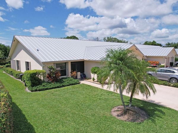 7655 SE Sugar Sand Circle, Hobe Sound, FL 33455