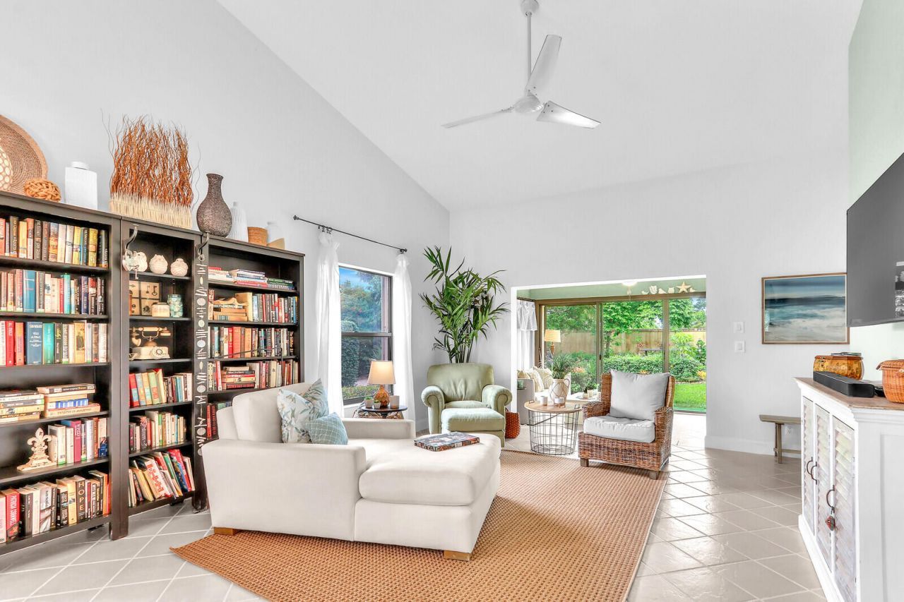 7655 SE Sugar Sand Circle, Hobe Sound, FL 33455 Photo