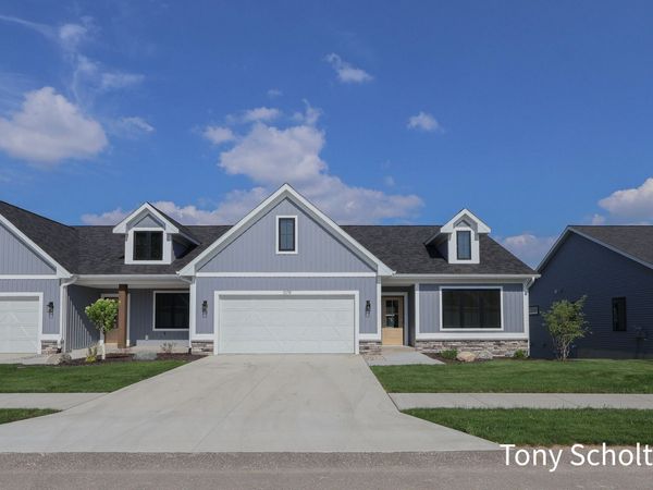 5178 Blendon Meadow Circle, Unit 46, Hudsonville, MI 49426