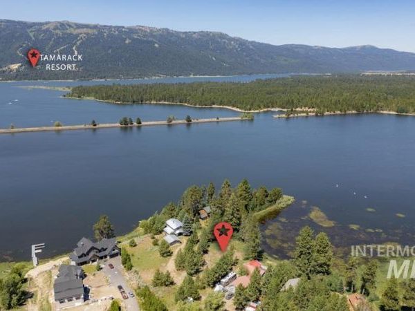 88 Golden Pl, Donnelly, ID 83615