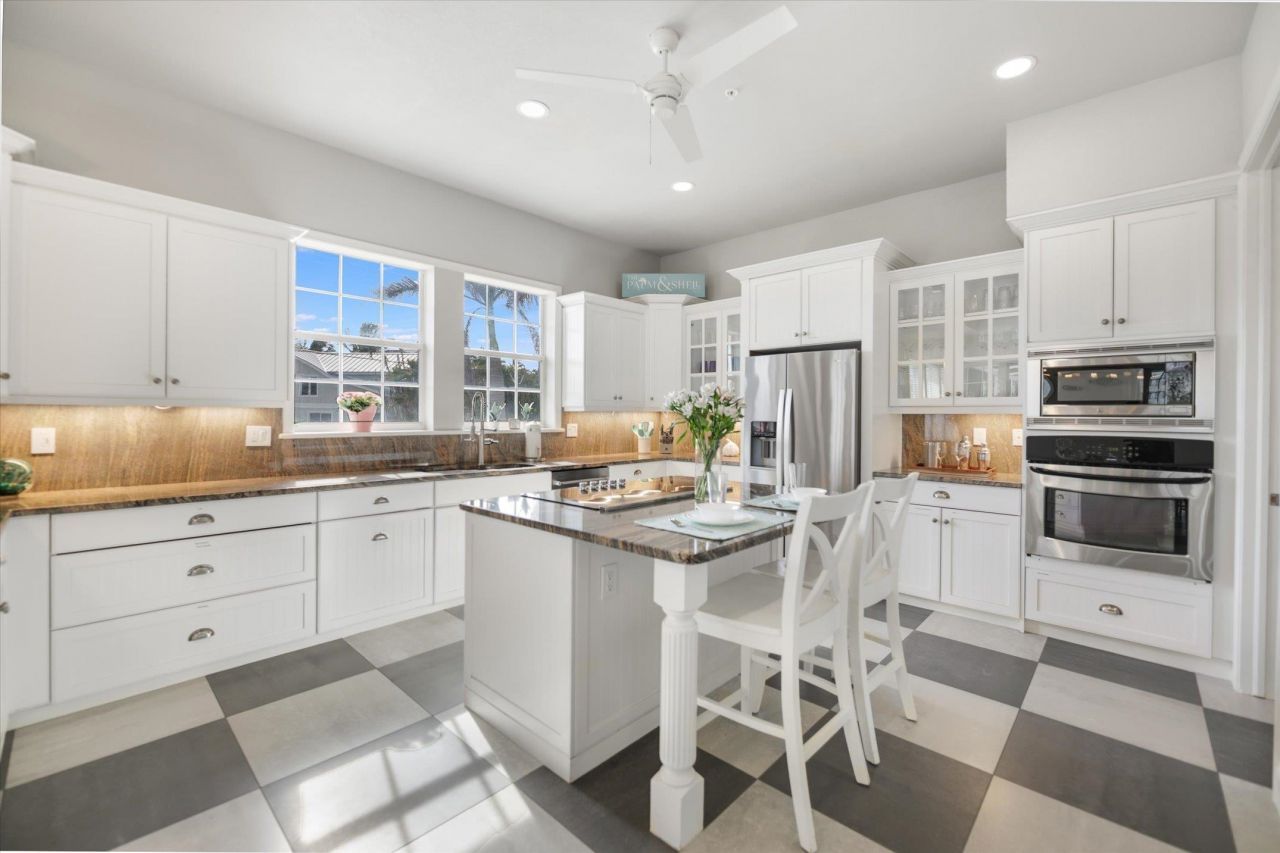 1124 Longifolia Court, Captiva, FL 33924 Photo