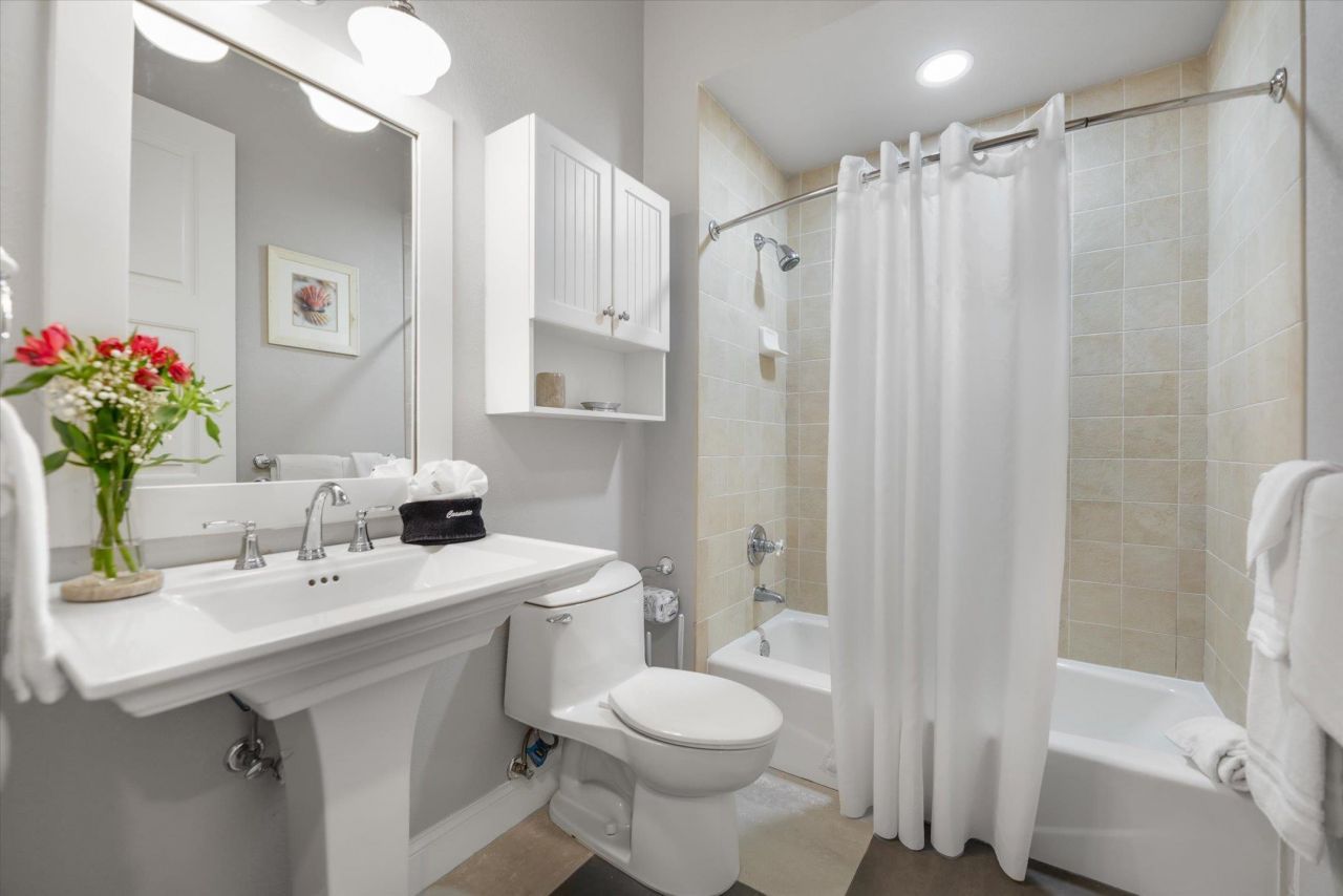 1124 Longifolia Court, Captiva, FL 33924 Photo