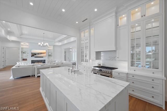 6285 Highcroft Dr, Naples, FL 34119 Photo