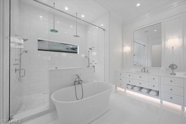 6285 Highcroft Dr, Naples, FL 34119 Photo