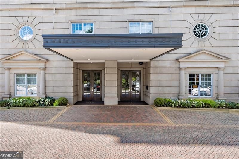 3657 Peachtree Road Ne, Unit 8A, Atlanta, GA 30319 Main Photo