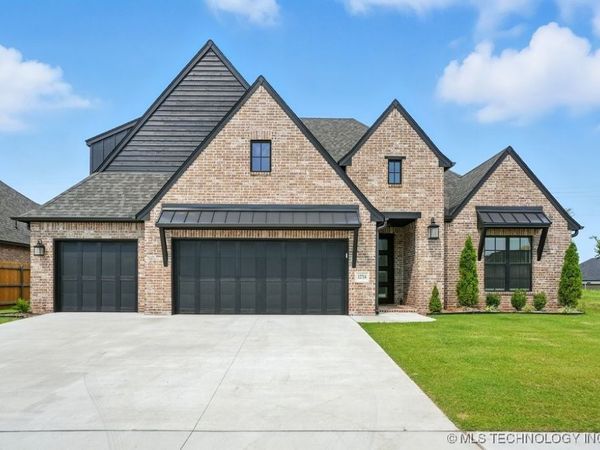 12714 S Irvington Avenue, Tulsa, OK 74008