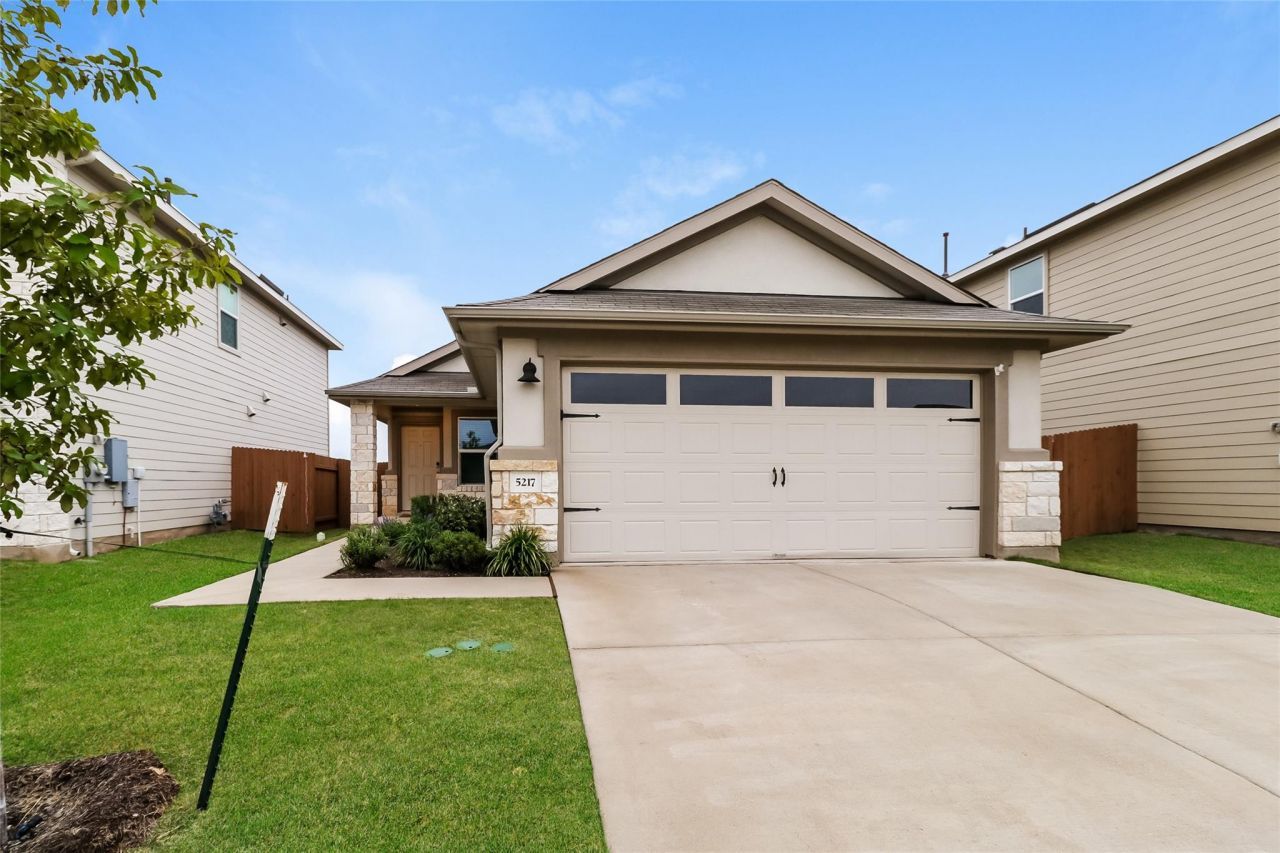 5217 Saddle Club Dr, Georgetown, TX 78626 Main Photo