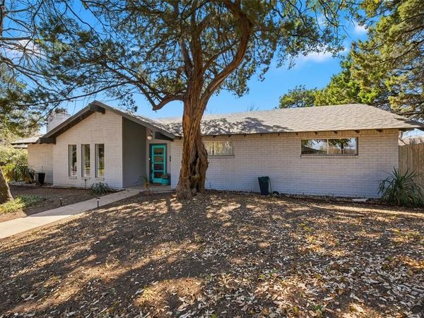 2724 Wooded Acres Drive, Waco, TX 76710