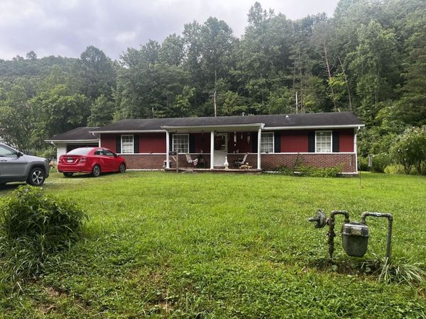 425 Right Fork Wilson Creek, Wayne, WV 25570