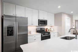 505 Ryegrass Way photo 4