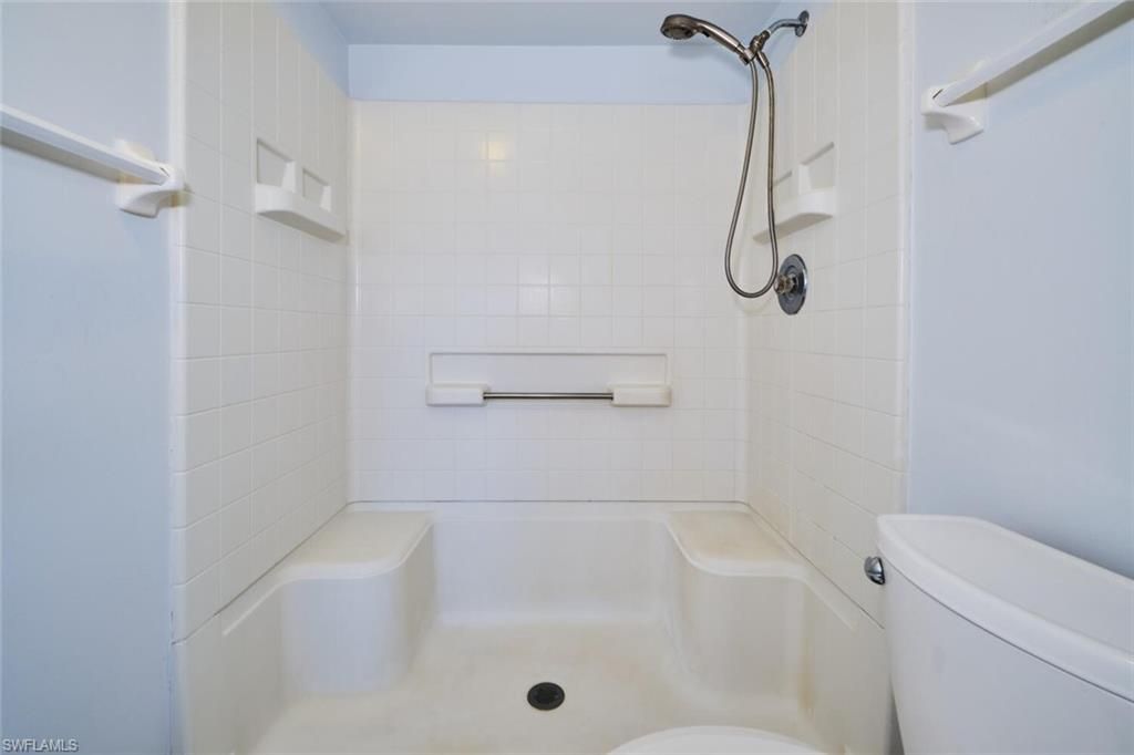 12065 Summergate Cir, Unit 202, Fort Myers, FL 33913 Photo