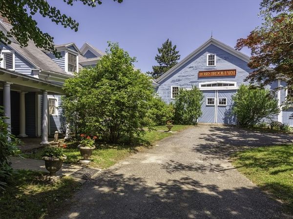 10 Reiling Pond Rd, Lincoln, MA 01773