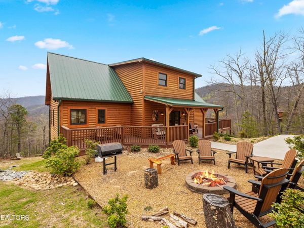 1845 Pinestand Ridge Way, Sevierville, TN 37862