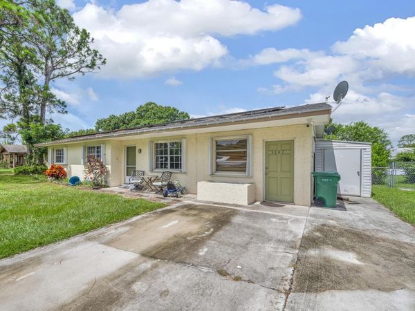 5107 Palm Drive, Fort Pierce, FL 34982