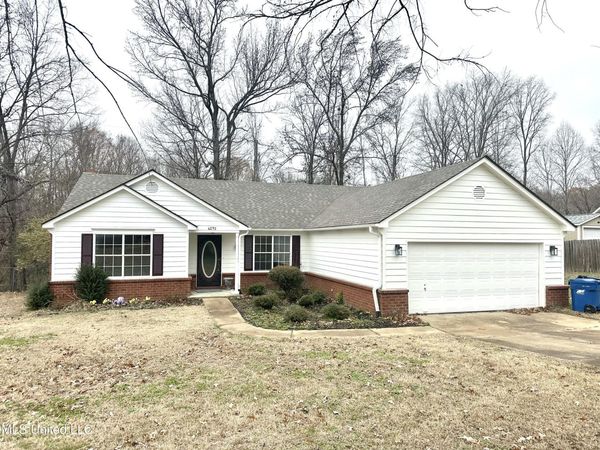 4292 E Starlanding Road, Nesbit, MS 38651