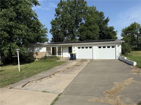 1021 Berry Street, Harrison, AR 72601