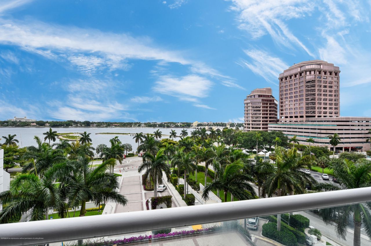 529 S Flagler Drive, Unit TH5F, West Palm Beach, FL 33401 Photo