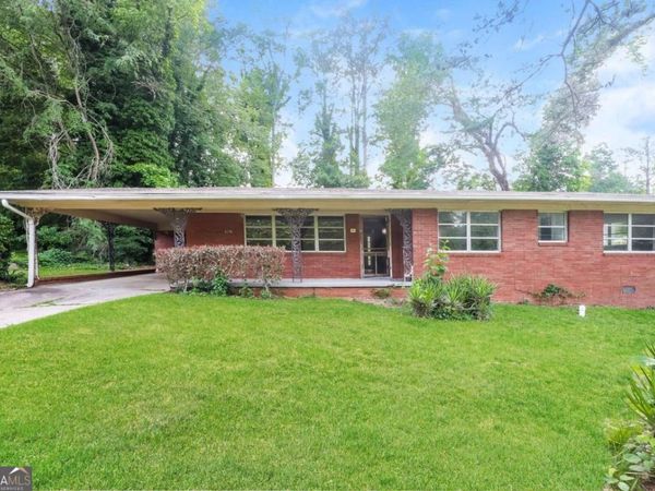 3179 Dogwood Drive, Atlanta, GA 30344