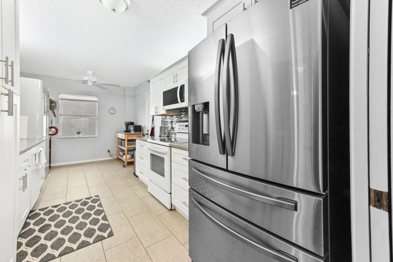 6768 10th Avenue N, Unit 316, Lake Worth, FL 33467 Photo