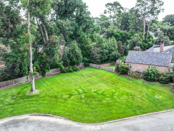 200 Park Ridge Lane, Lafayette, LA 70503