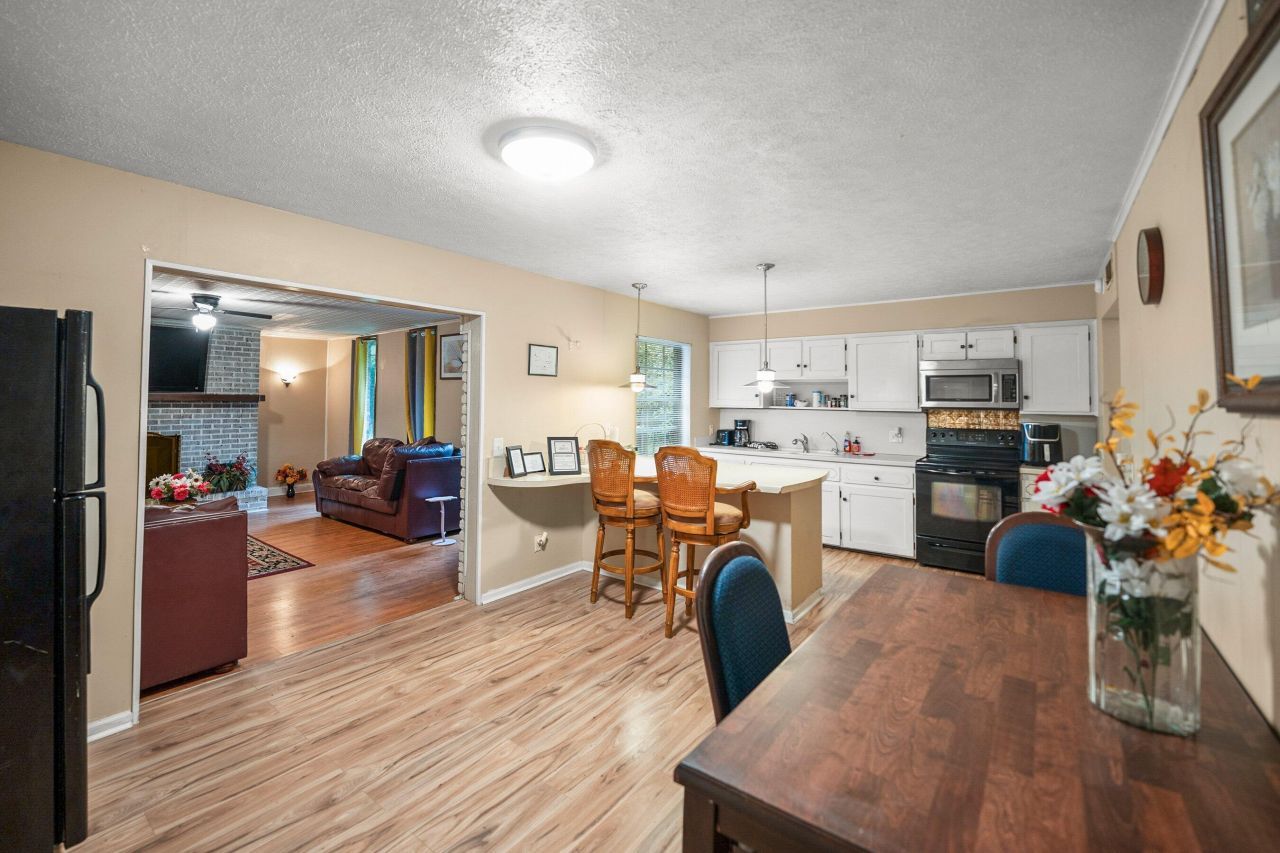 1507 Ivy Lane Photo 10