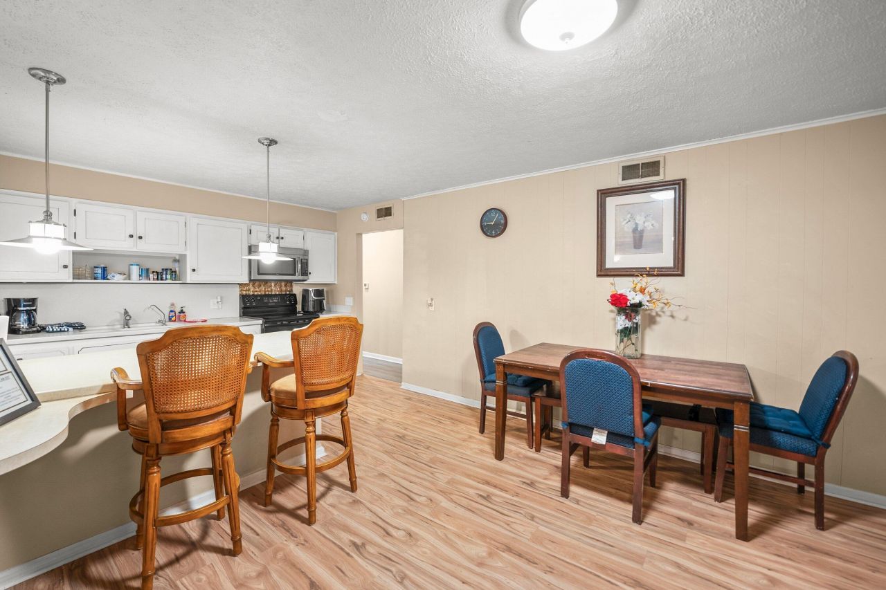 1507 Ivy Lane Photo 12