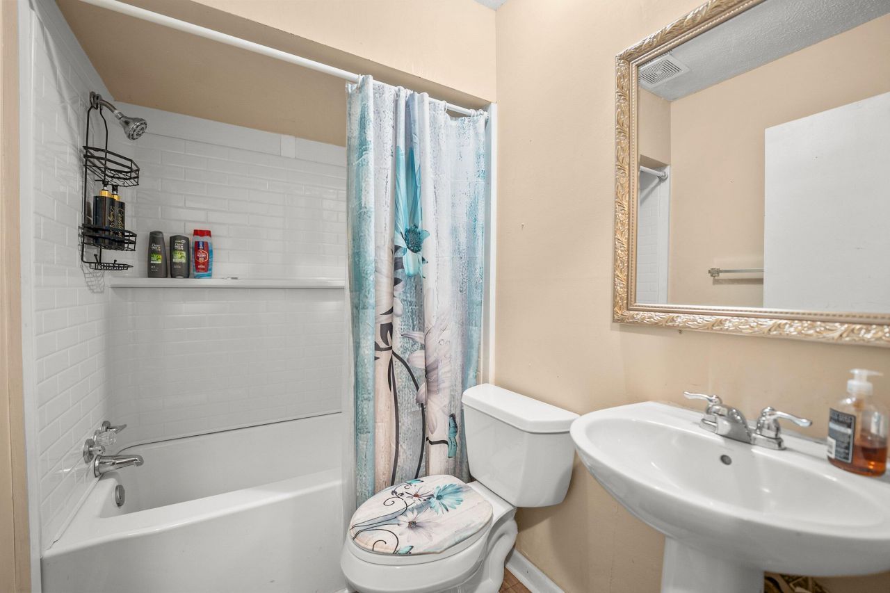 1507 Ivy Lane Photo 21