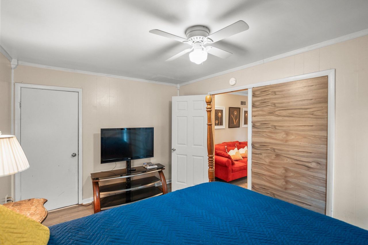 1507 Ivy Lane Photo 8