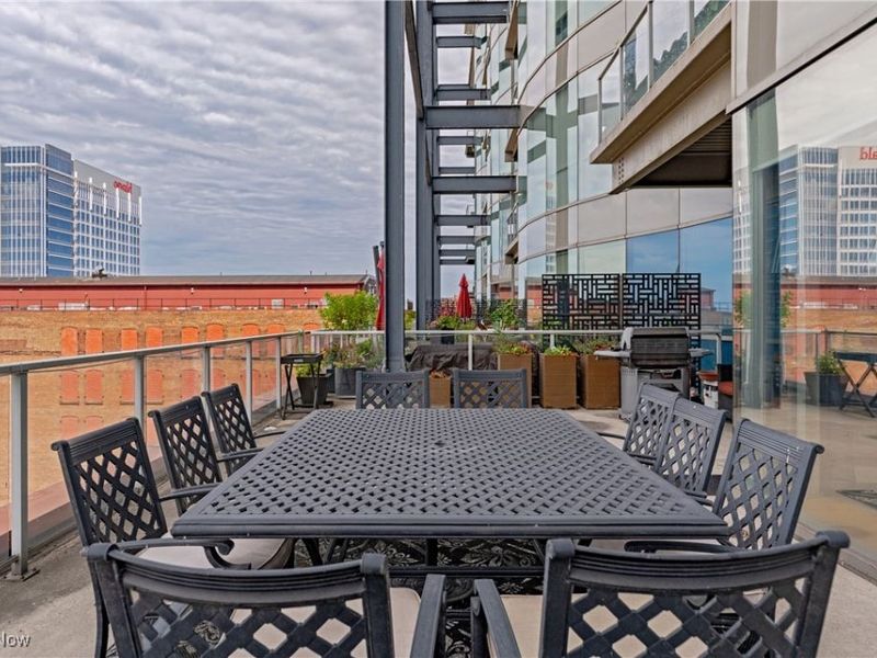 701 W Lakeside Avenue, Unit 606, Cleveland, OH 44113 Photo 23