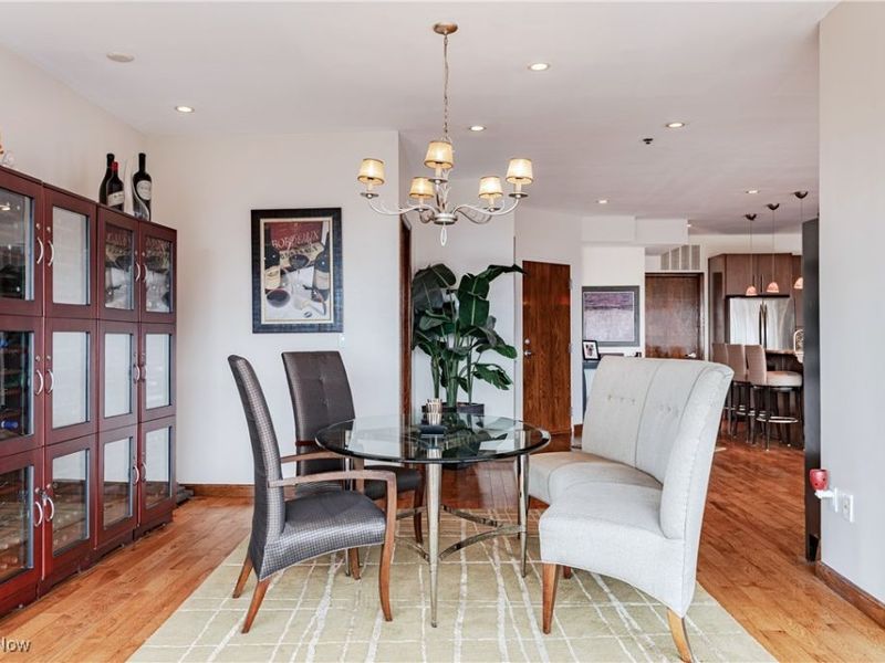 701 W Lakeside Avenue, Unit 606, Cleveland, OH 44113 Photo 9