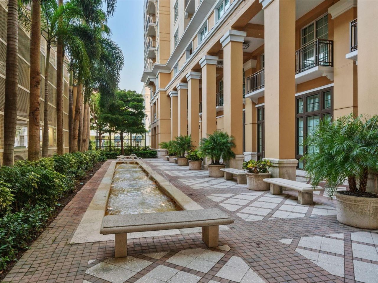 750 N Tamiami Trail, Unit 1115, Sarasota, FL 34236 Photo