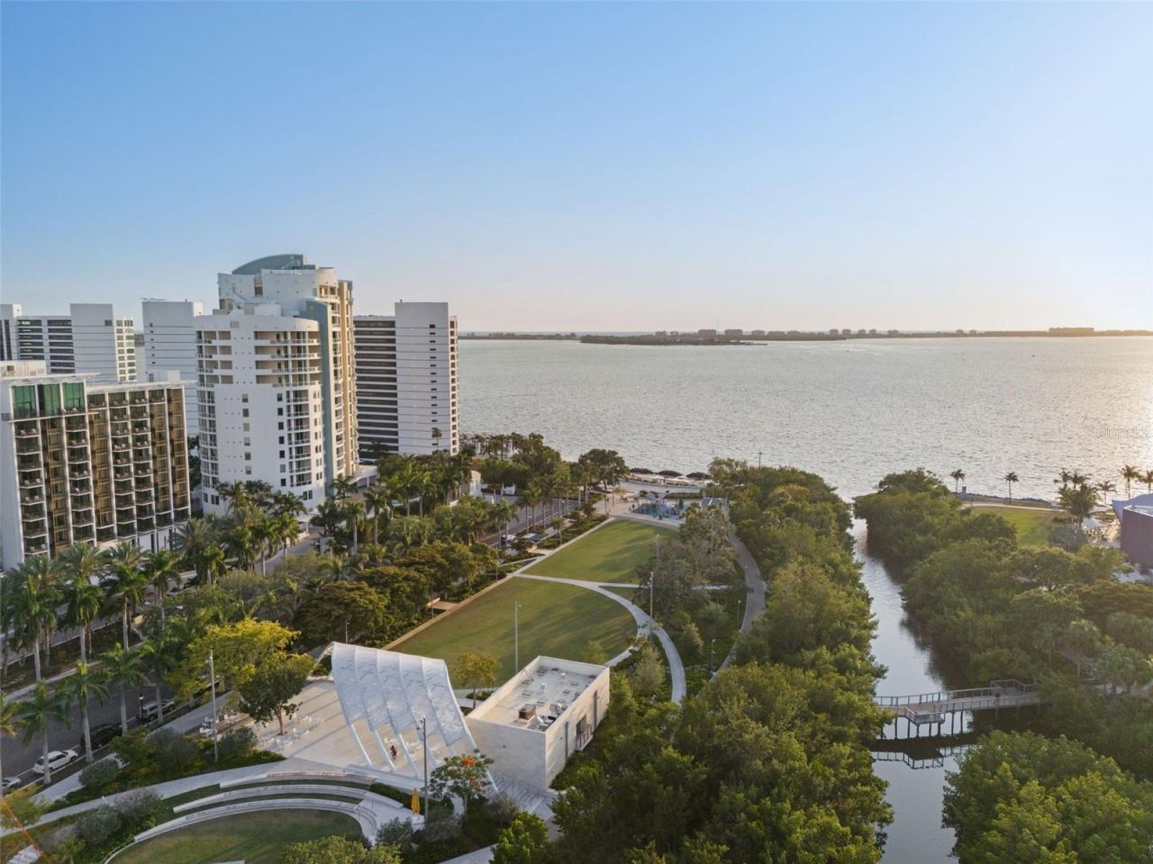 750 N Tamiami Trail, Unit 1115, Sarasota, FL 34236 Photo