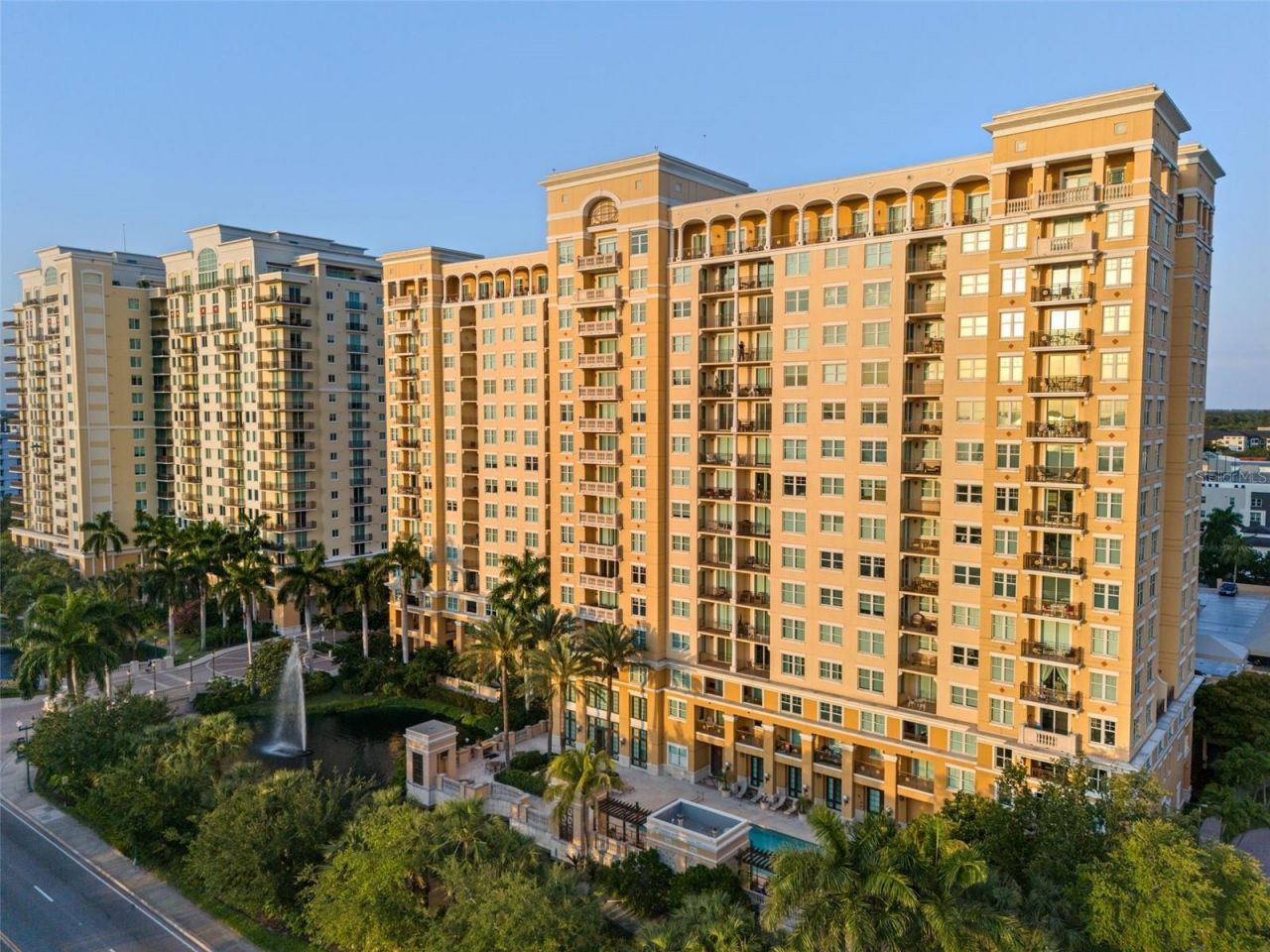 750 N Tamiami Trail, Unit 1115, Sarasota, FL 34236 Photo