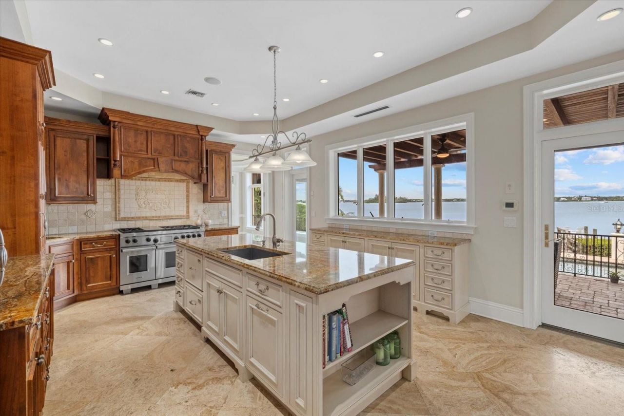 4315 Mangrove Place, Sarasota, FL 34242 Photo