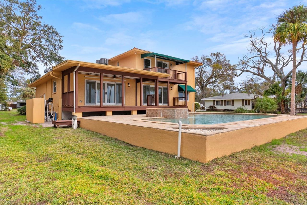 316 Shore Drive E, Oldsmar, FL 34677 Photo