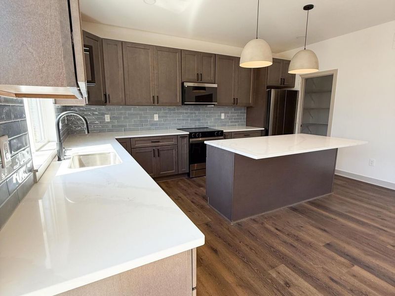 3761 Aberdeen Avenue, Columbus, OH 43219 Photo 10