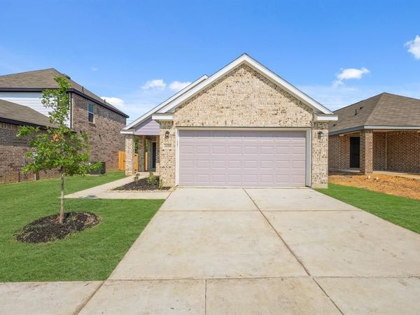 1600 Romans Road, Ennis, TX 75119