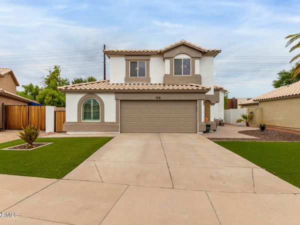 126 S BAY Drive, Gilbert, AZ 85233