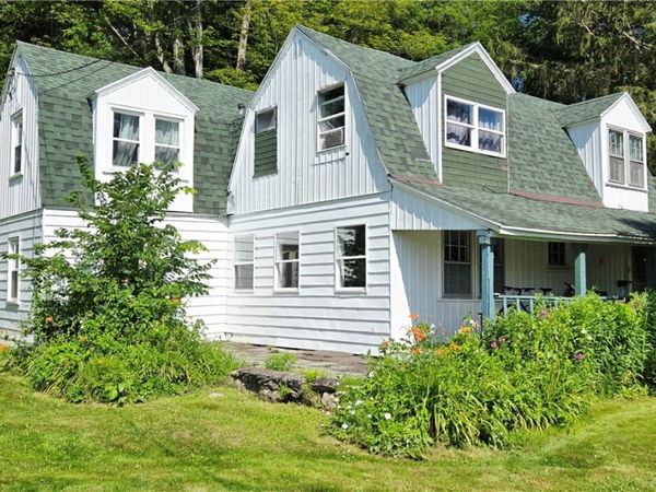 49 Lake Street, Stamford, NY 12167