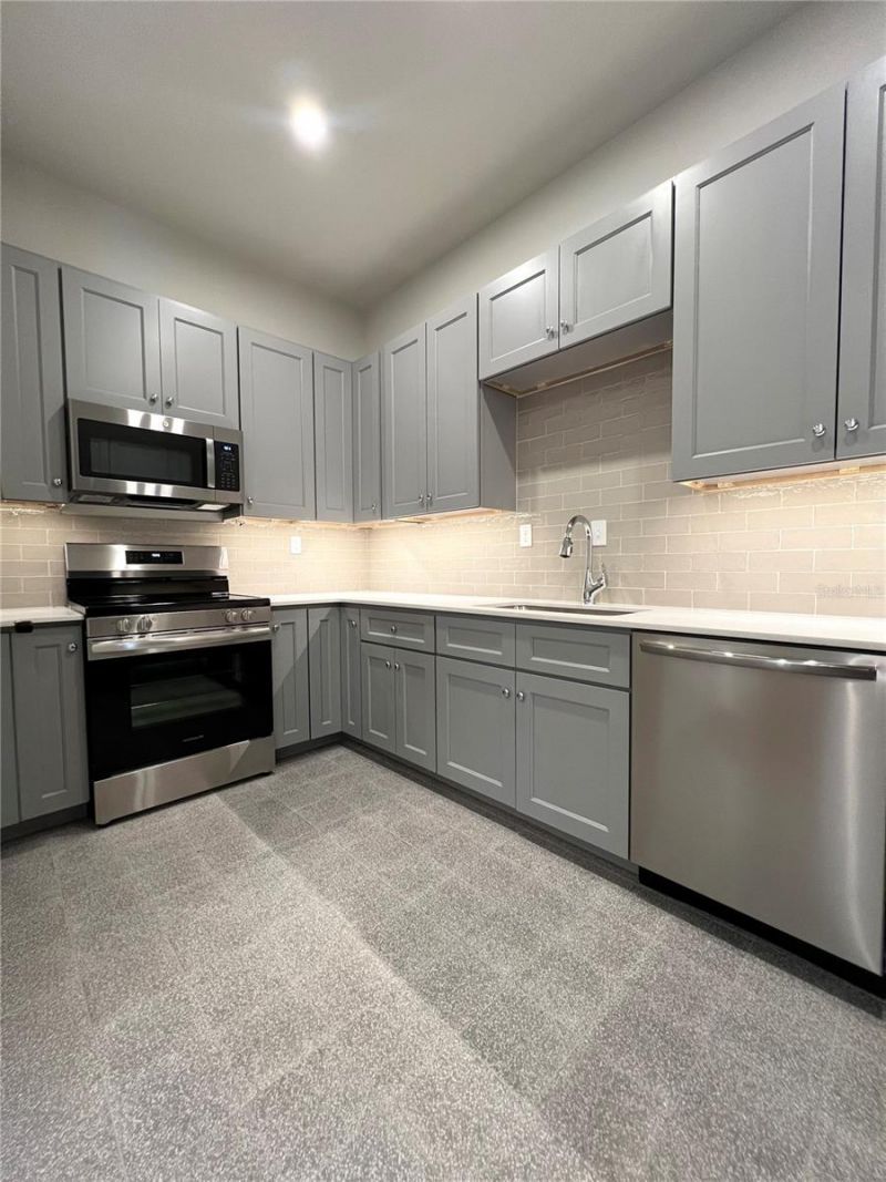 244 E Park Avenue, Lake Wales, FL 33853 Photo