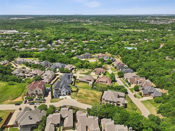 606 Setting Sun Lane, Arlington, TX 76012