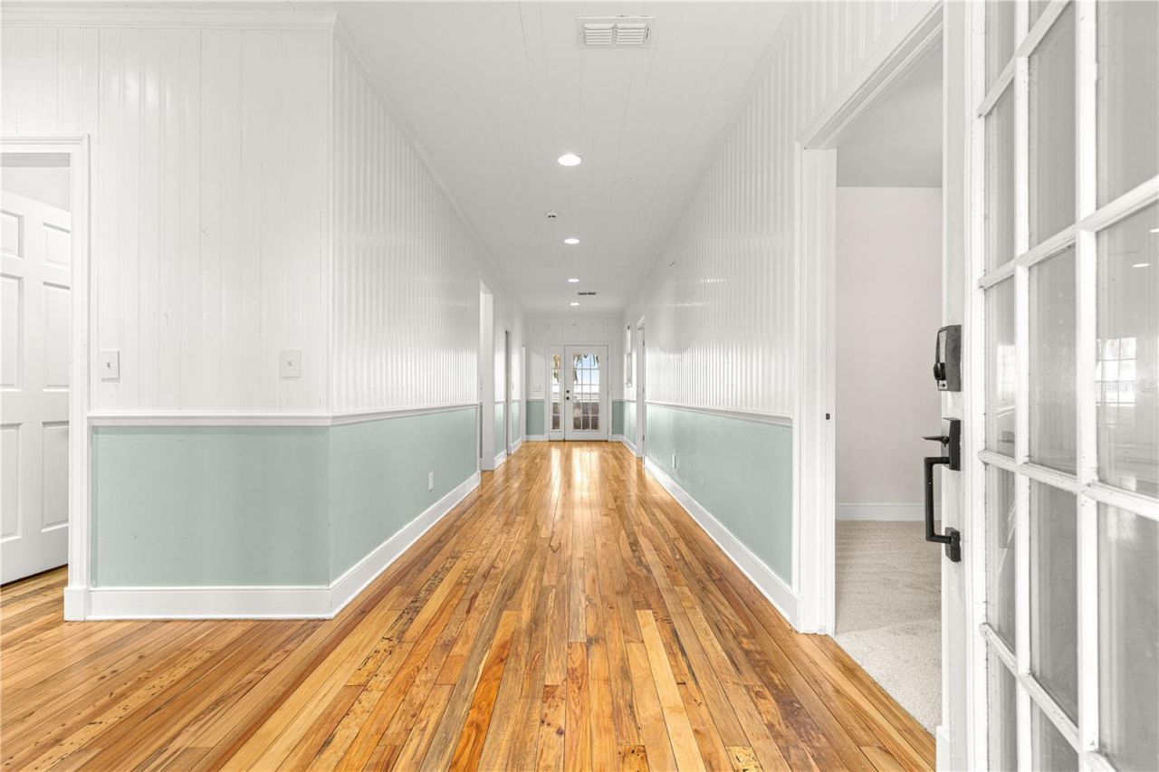 12360 E Highway 25, Ocklawaha, FL 32179 Photo