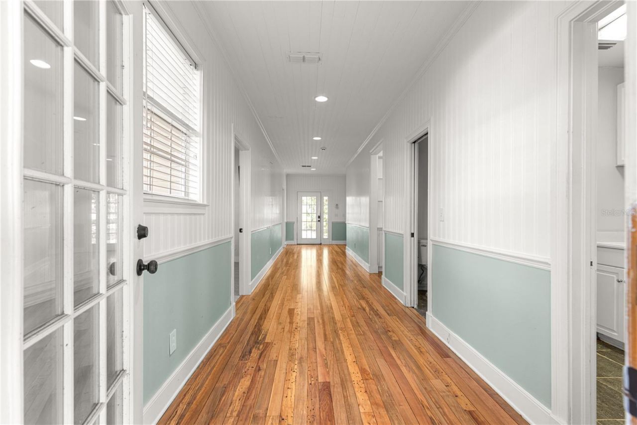 12360 E Highway 25, Ocklawaha, FL 32179 Photo