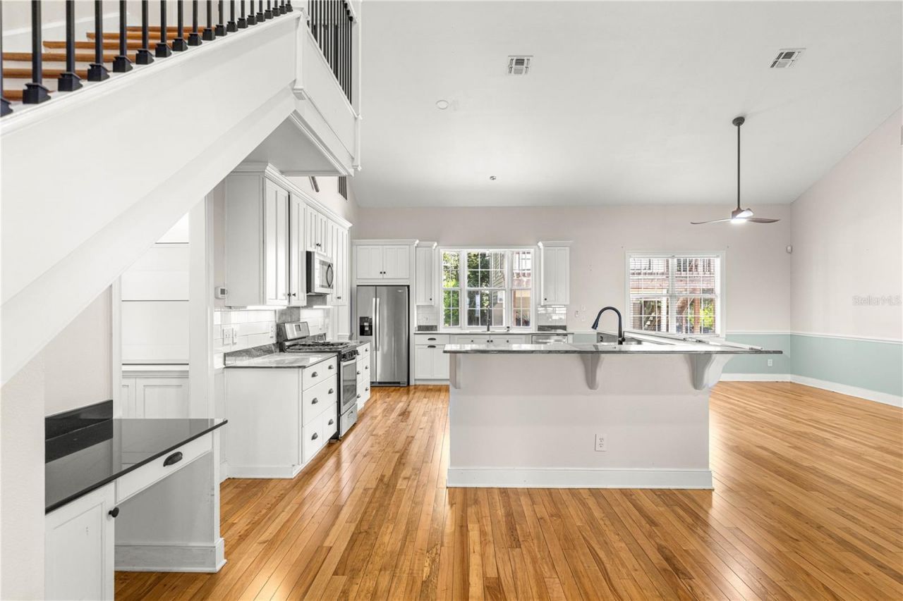 12360 E Highway 25, Ocklawaha, FL 32179 Photo