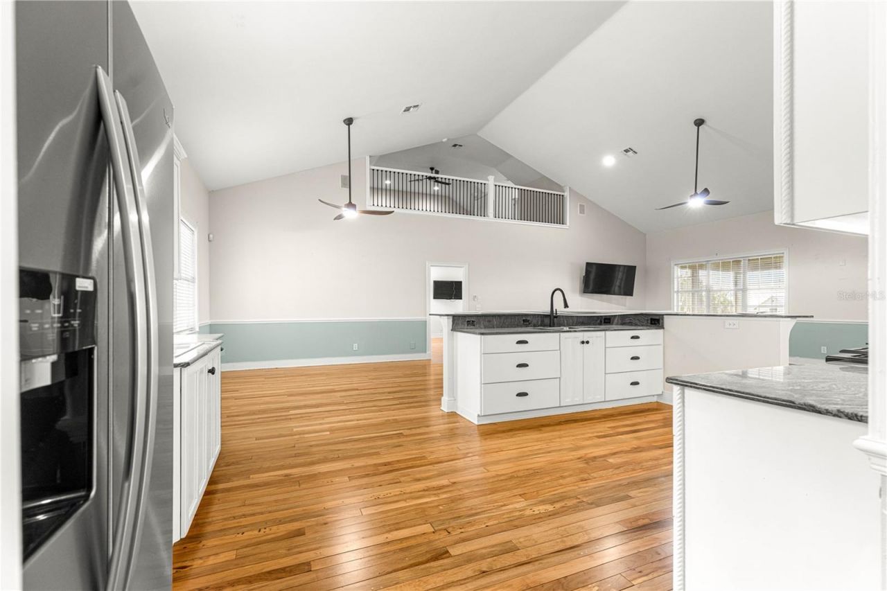 12360 E Highway 25, Ocklawaha, FL 32179 Photo