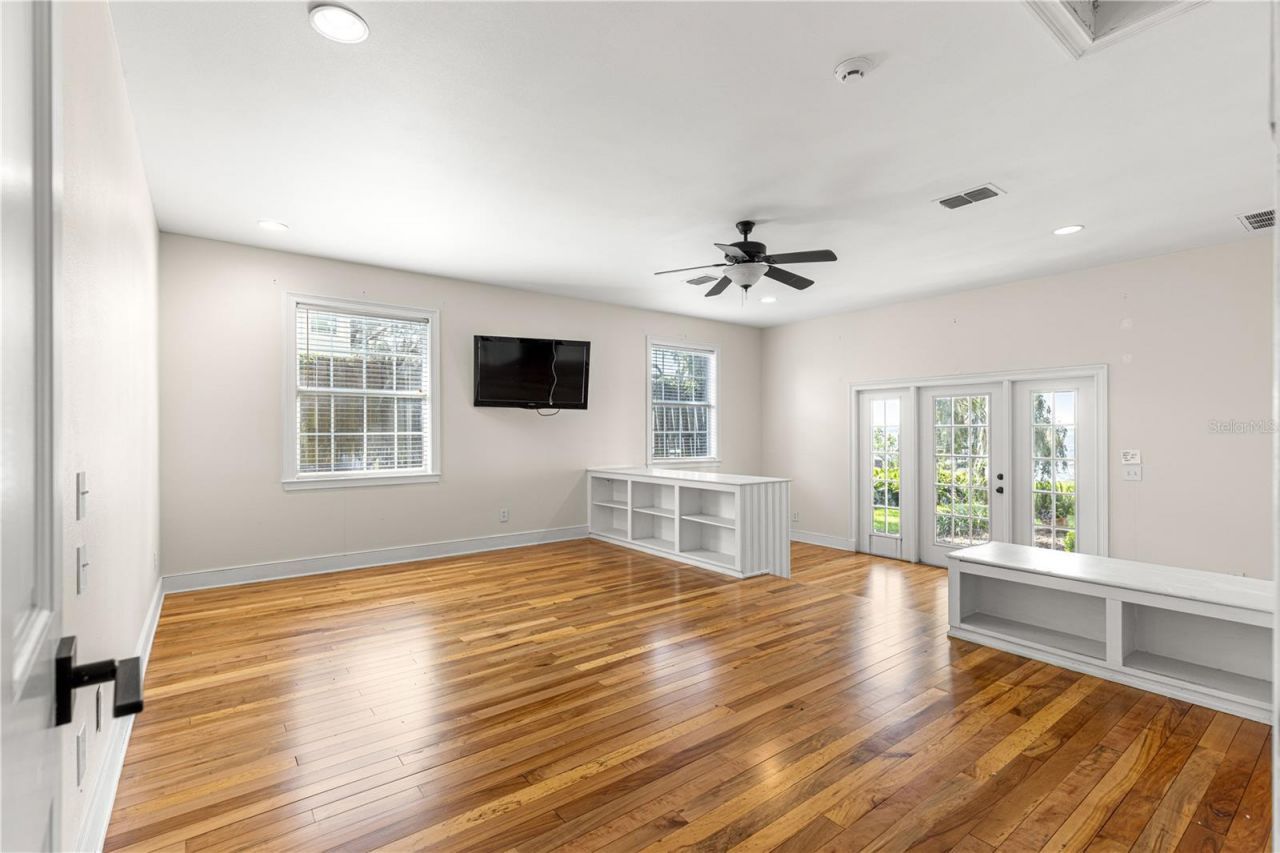 12360 E Highway 25, Ocklawaha, FL 32179 Photo