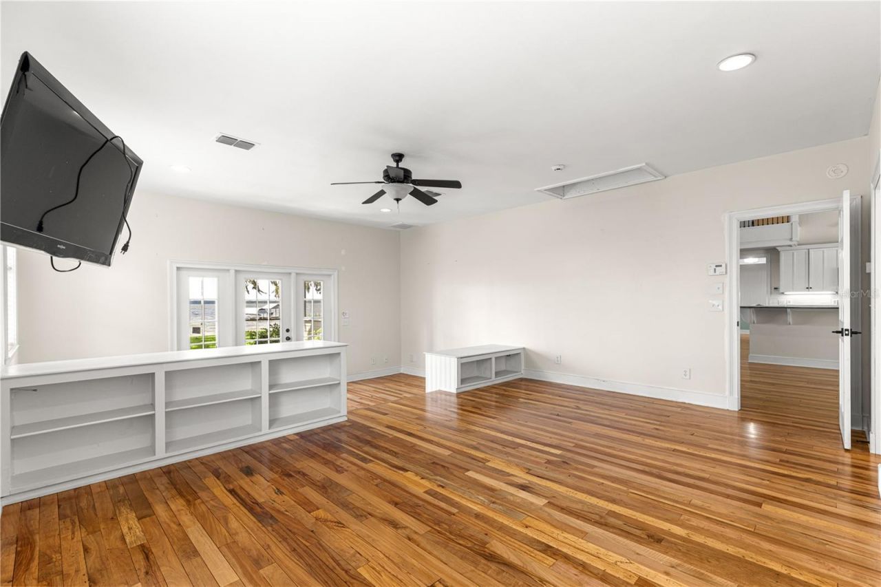 12360 E Highway 25, Ocklawaha, FL 32179 Photo