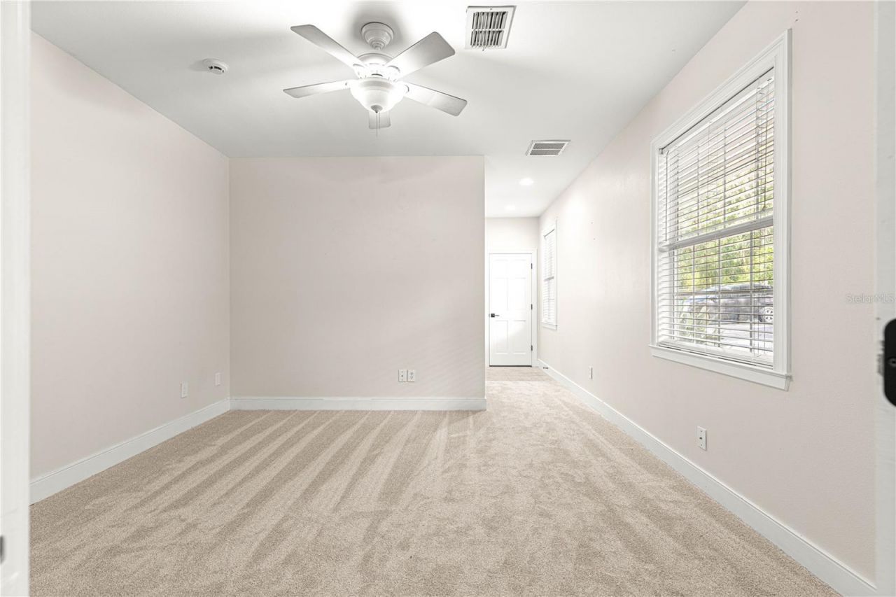 12360 E Highway 25, Ocklawaha, FL 32179 Photo