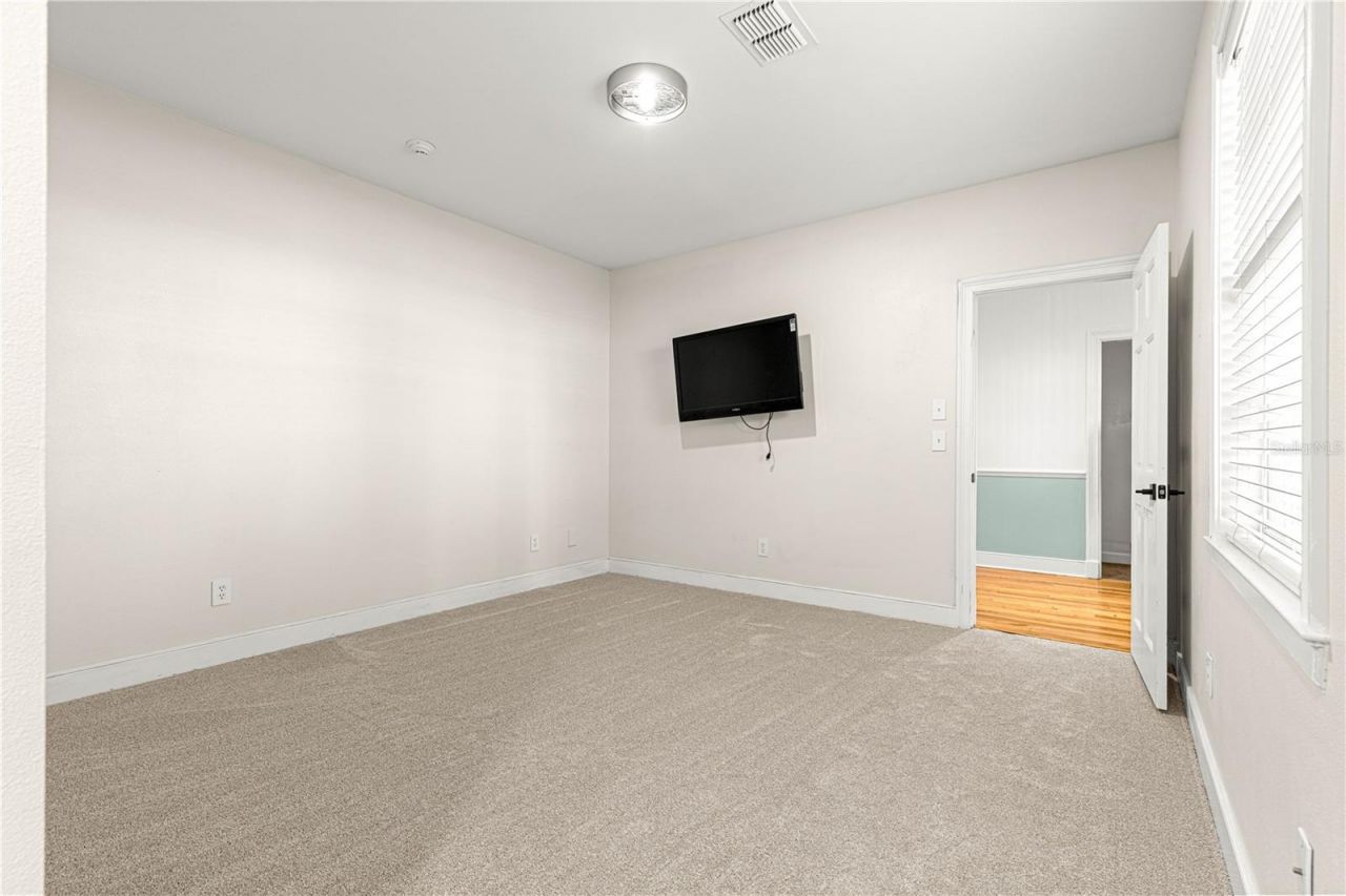 12360 E Highway 25, Ocklawaha, FL 32179 Photo