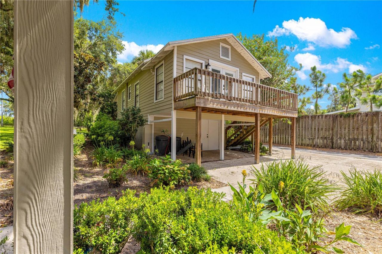 12360 E Highway 25, Ocklawaha, FL 32179 Photo